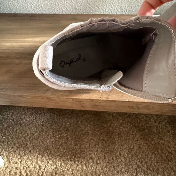 Qupid Light Grey Ankle Booties Size 6 - Picture 10 of 11